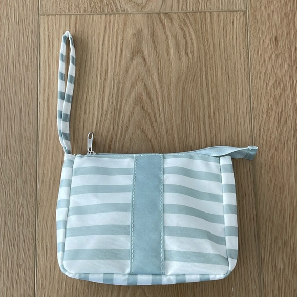 Johnson & Johnson Baby Travel Pouch Bag
